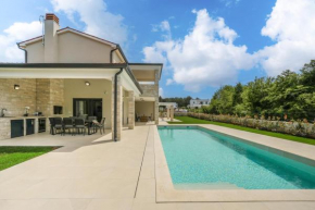 NEW 2024! Luxury Villa Carlotte with 11m pool